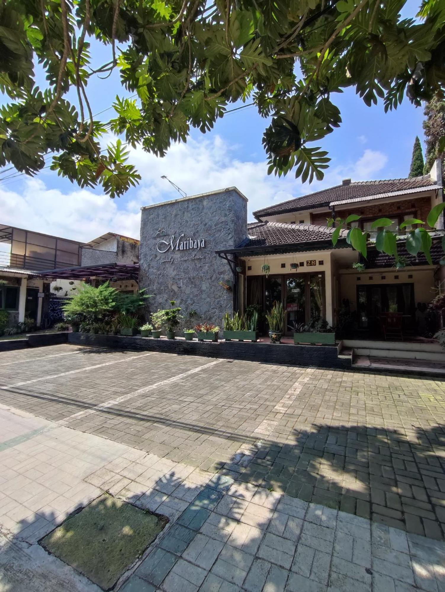 Maribaya Family Guest House Syariah Lembang Exteriér fotografie